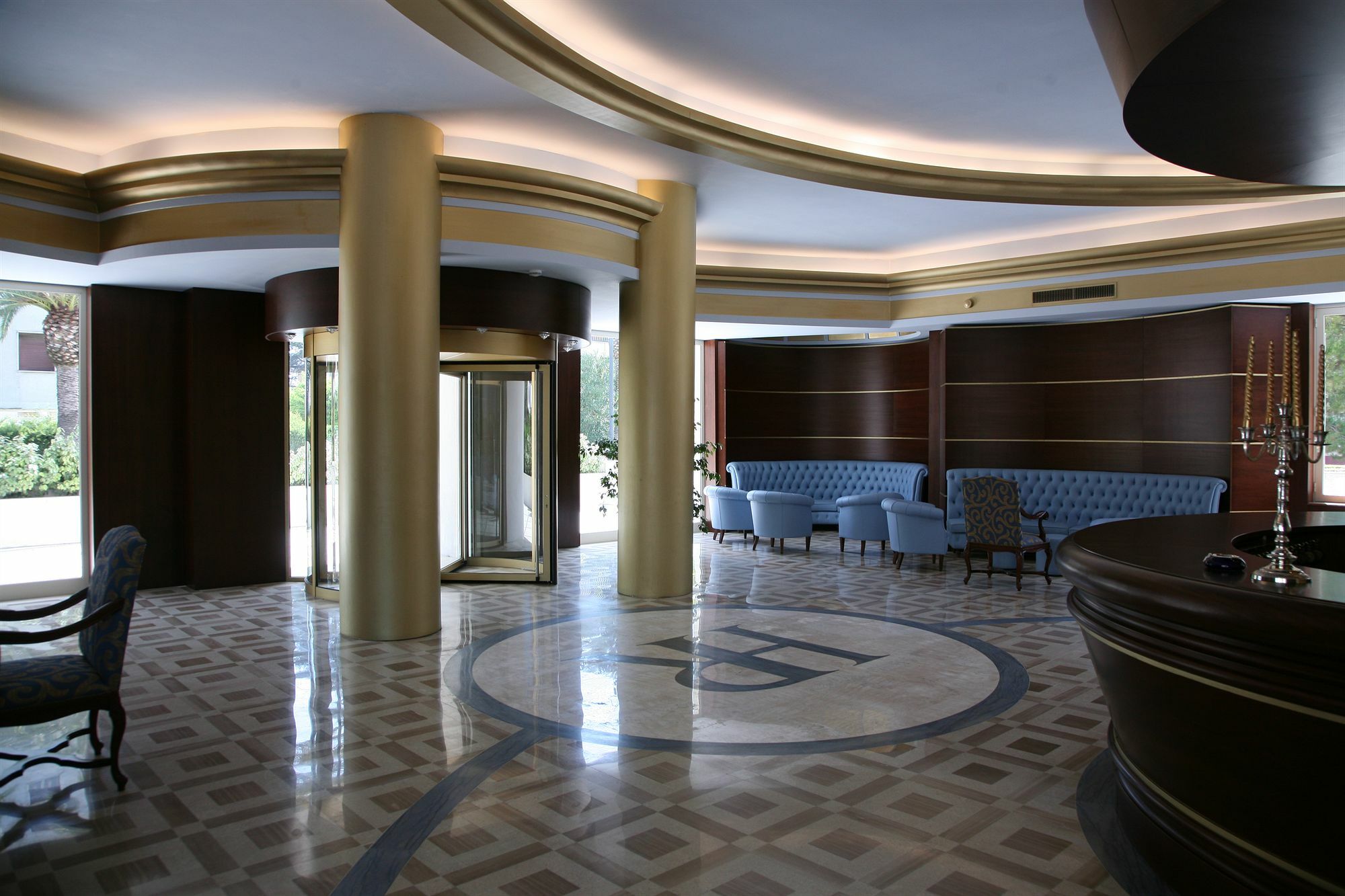 Hotel Royal Vasto Buitenkant foto